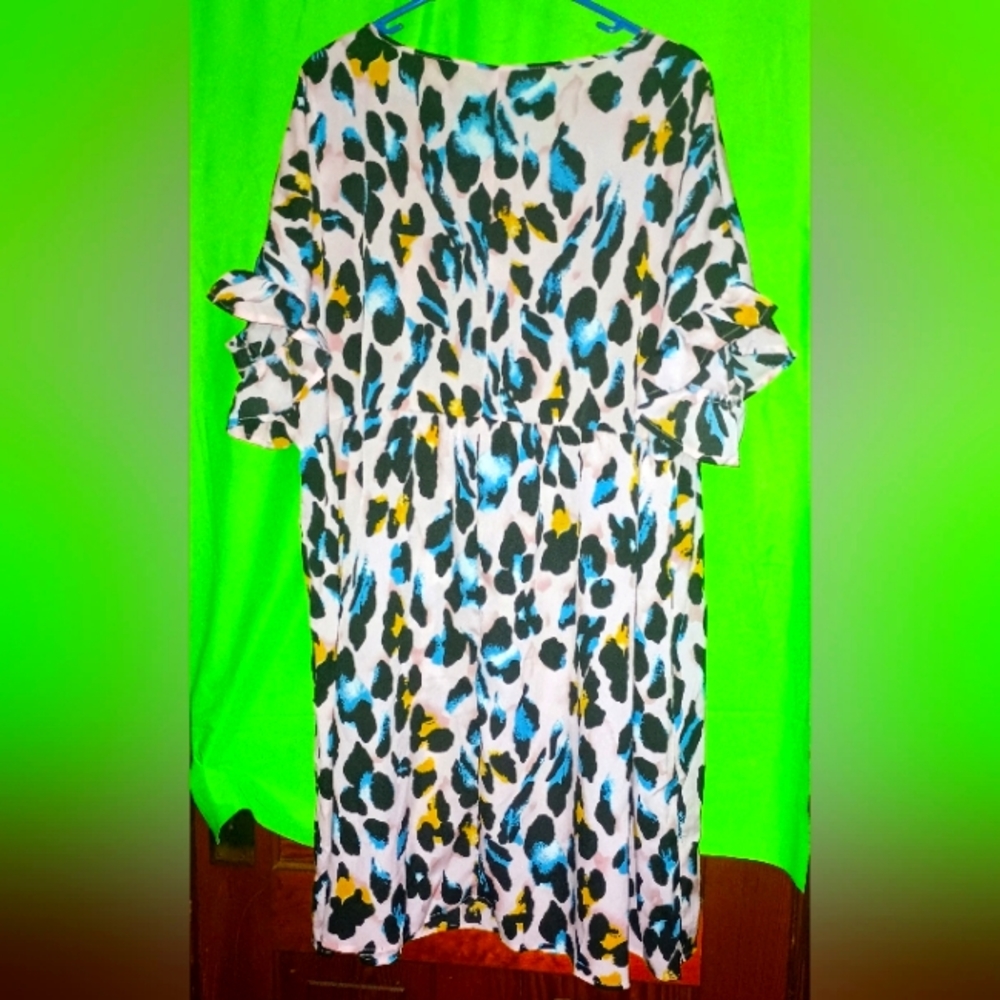 Emery Rose Dress